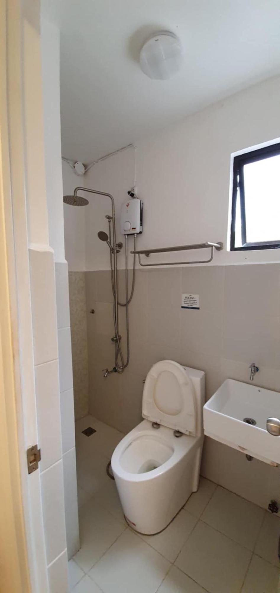 Aj Tourist Inn Корон Екстериор снимка